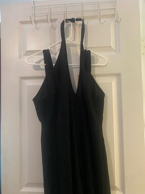 Sleeveless Black V-Neck Women’s Dress